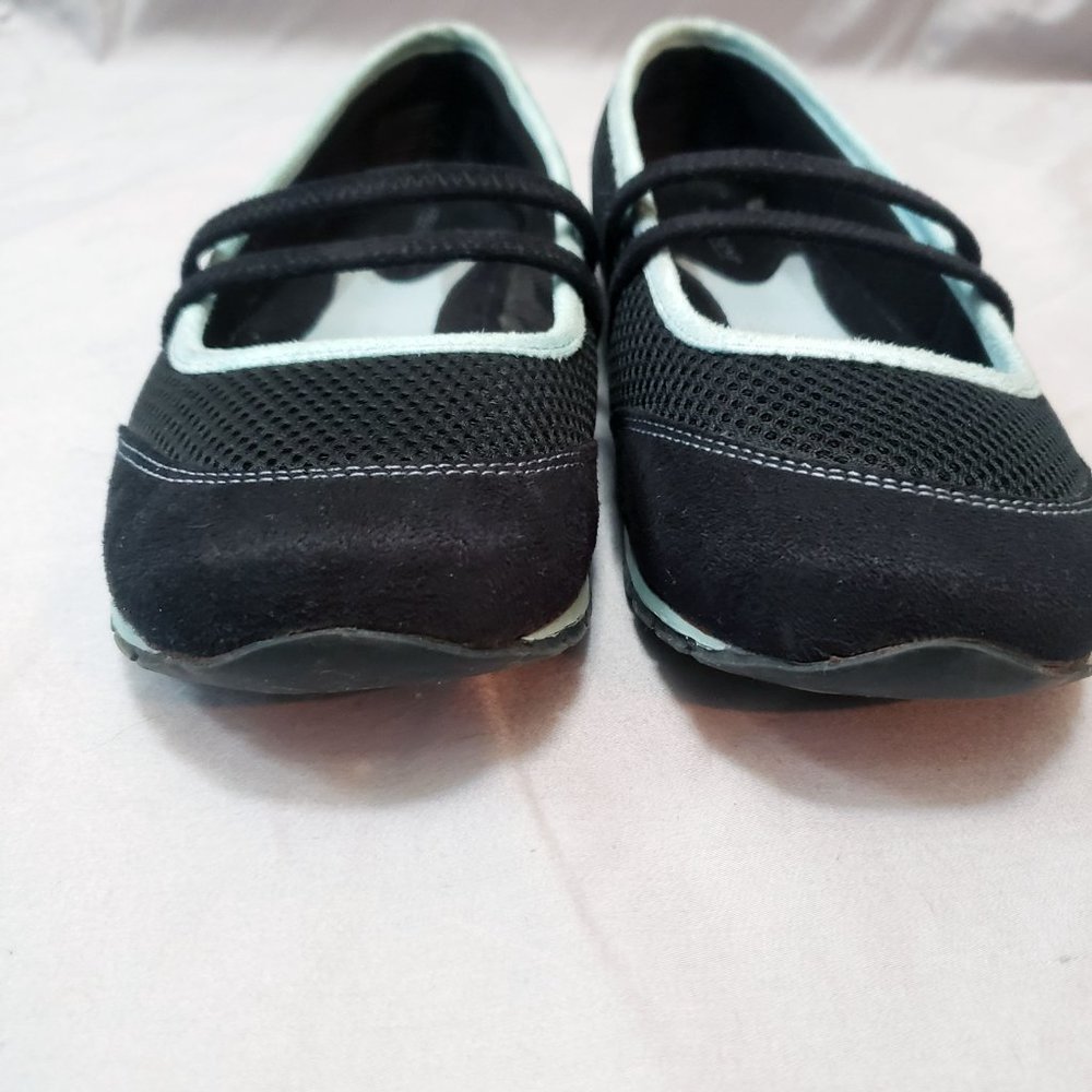 Predictions Women's Size 6.5 Black Flats Loafers Slip On Shoes - Picture 3 of 11